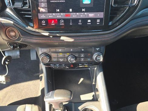 Used 2023 Dodge Durango GT AWD/4WD image 6