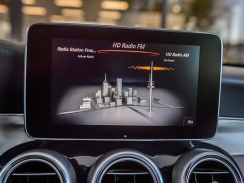 Used 2017 Mercedes-Benz C 300 4MATIC Cabriolet image 27