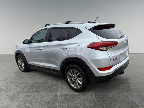 Used 2016 Hyundai Tucson SE w/ Option Group 02 image 2