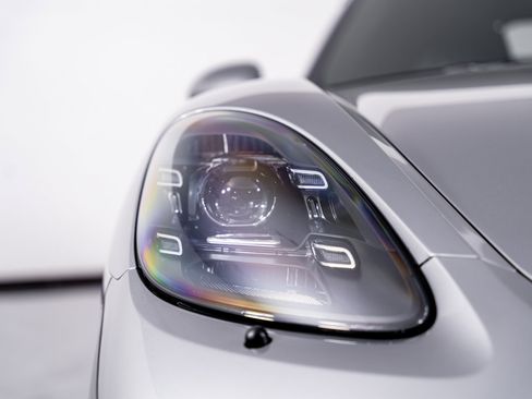 Used 2022 Porsche 718 Boxster Spyder image 23