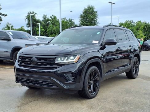 Used 2022 Volkswagen Atlas SE FWD image 3