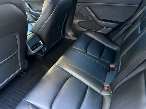 Used 2022 Tesla Model 3 Long Range image 27