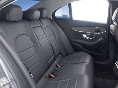 Used 2019 Mercedes-Benz C 300 Sedan image 31