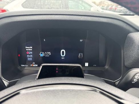 Used 2025 Ford Explorer ST image 40