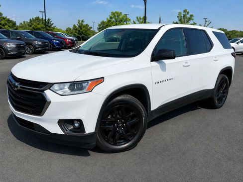 Used 2019 Chevrolet Traverse LS w/ LPO, Blackout Package FWD image 1