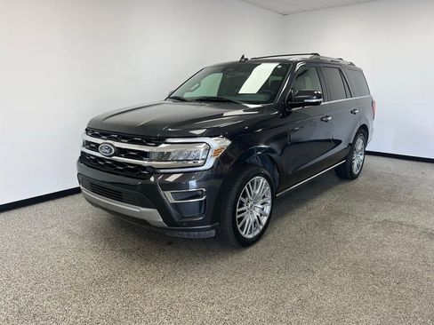 Used 2024 Ford Expedition Limited image 18