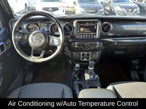 Used 2023 Jeep Wrangler Altitude image 14