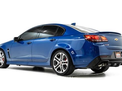 Used 2017 Chevrolet SS RWD image 8