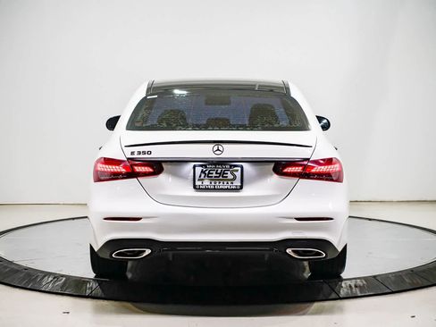 Used 2021 Mercedes-Benz E 350 Sedan image 3