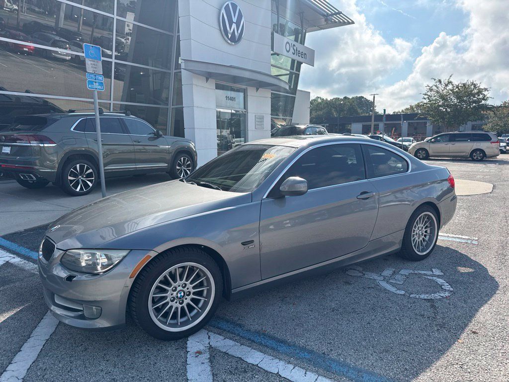 Used 2011 BMW 328i xDrive Coupe AWD/4WD image 1