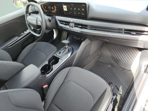 New 2026 Kia K4 FWD image 14