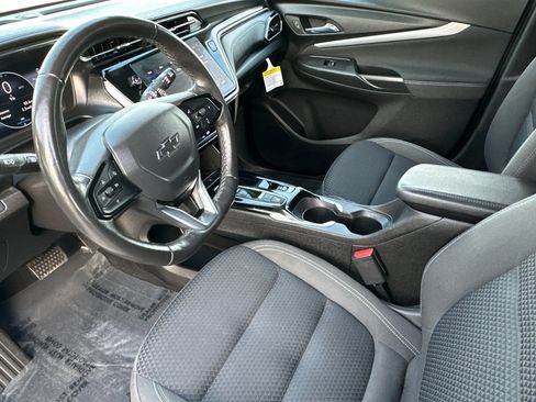 Used 2022 Chevrolet Bolt EUV LT w/ Comfort Package image 10