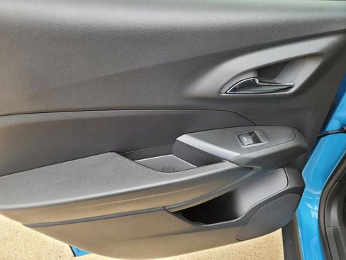 New 2026 Chevrolet Trax LT w/ LT Convenience Package image 8