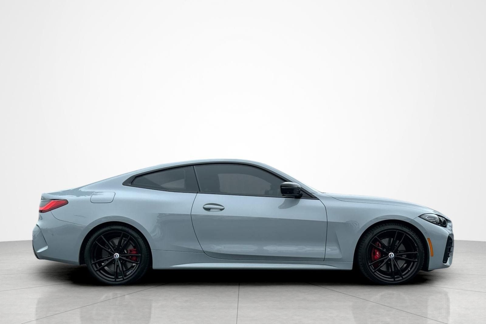 Used 2023 BMW M440i Coupe w/ Premium Package RWD image 6