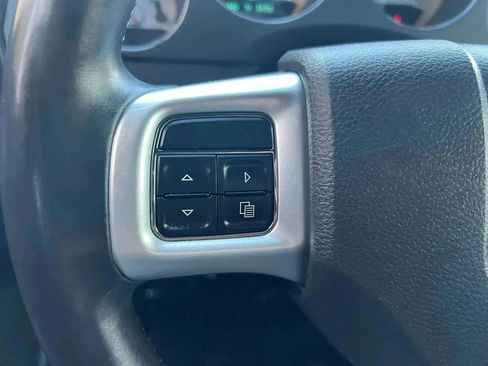 Used 2012 Dodge Challenger SXT image 16