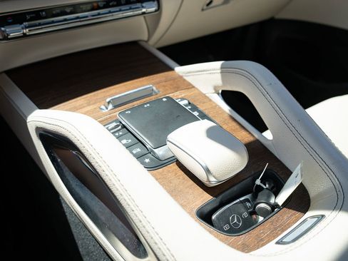 Used 2021 Mercedes-Benz GLE 350 image 27