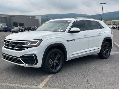 Used 2022 Volkswagen Atlas Cross Sport SEL R-Line AWD/4WD image 26