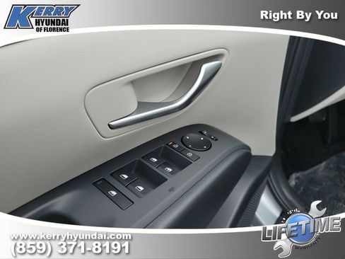 New 2026 Hyundai Tucson SEL image 18