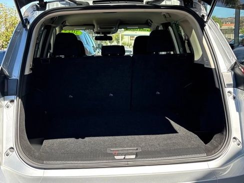 Used 2024 Nissan Rogue S FWD image 25