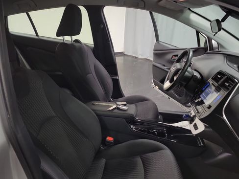 Used 2018 Toyota Prius Prime Plus w/ Protection Package FWD image 27