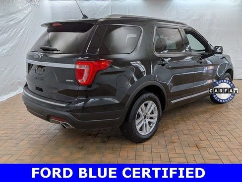 Certified 2018 Ford Explorer XLT w/ Equipment Group 202A image 7