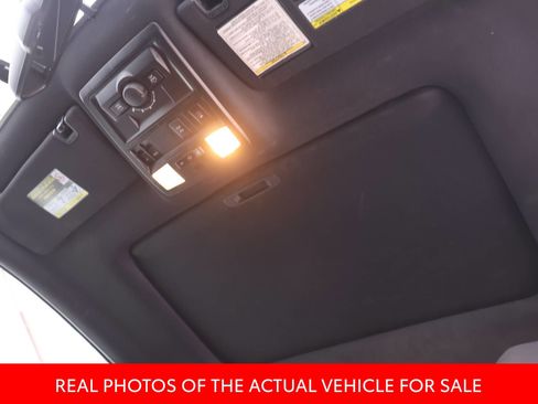 Certified 2017 Toyota Tacoma TRD Off-Road image 16