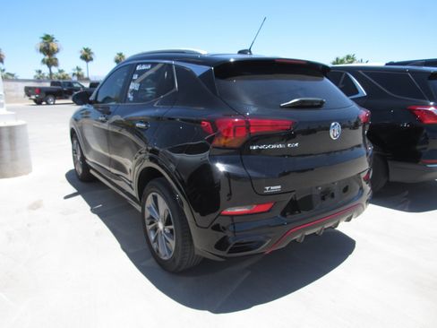 Used 2022 Buick Encore GX Select w/ Sport Touring Package FWD image 4