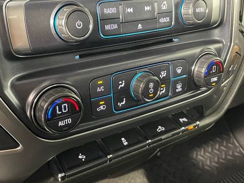 Used 2016 Chevrolet Silverado 1500 LTZ w/ LTZ Plus Package AWD/4WD image 10