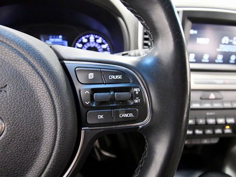 Used 2017 Kia Sportage EX image 21