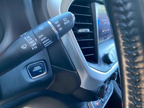 Used 2020 GMC Acadia SLT image 66