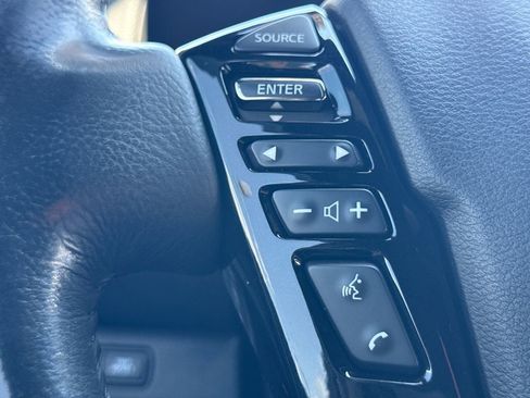 Used 2022 Nissan Frontier PRO-4X AWD/4WD image 28