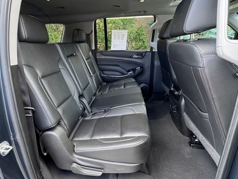 Used 2019 Chevrolet Suburban LT AWD/4WD image 39