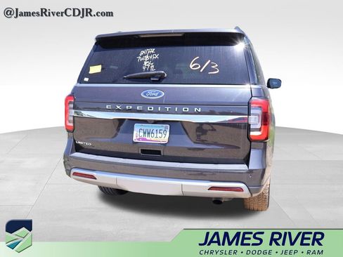 Used 2024 Ford Expedition Limited RWD image 13