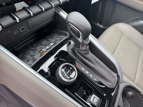 New 2026 Chevrolet Colorado ZR2 w/ Technology Package image 8