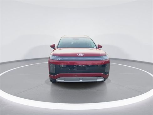 New 2026 Hyundai Ioniq 9 SEL image 3