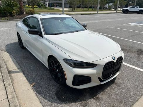 Used 2025 BMW M440i Coupe w/ Premium Package RWD image 5