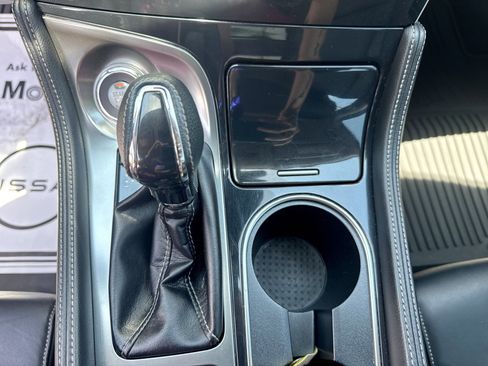 Used 2020 Nissan Maxima Platinum w/ Sport Mat Group FWD image 19