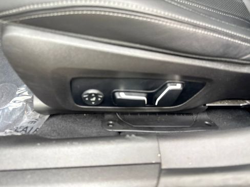 Used 2025 BMW 330i Sedan RWD image 30