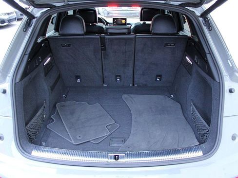 Used 2019 Audi SQ5 Prestige w/ Prestige Package image 20