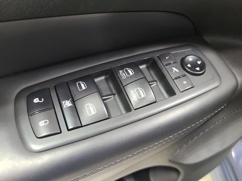 Used 2020 Jeep Grand Cherokee High Altitude AWD/4WD image 26
