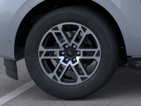 New 2025 Ford Expedition Active image 41