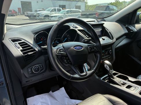 Used 2018 Ford Escape SEL AWD/4WD image 22