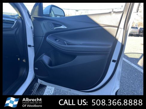 Used 2025 Buick Encore GX Sport Touring w/ Advanced Technology Package image 22