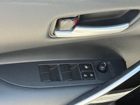 Used 2024 Toyota Corolla XSE FWD image 7