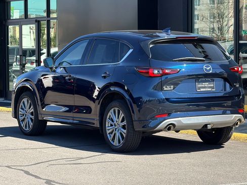 Certified 2025 MAZDA CX-5 Signature AWD/4WD image 8