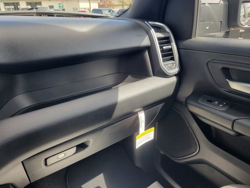 New 2026 RAM 1500 Express AWD/4WD image 25