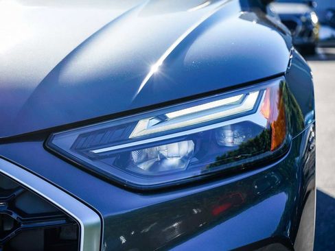 Used 2023 Audi Q5 2.0T Premium w/ Convenience Package image 7