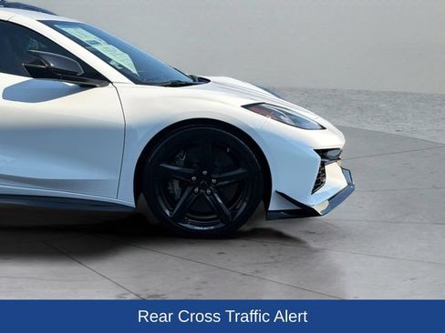Used 2023 Chevrolet Corvette Z06 w/ Z07 Performance Package RWD image 33