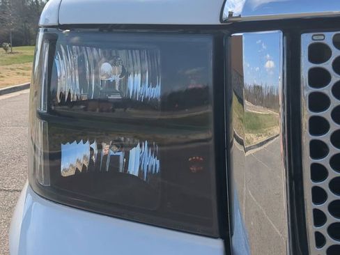 Used 2011 GMC Sierra 1500 SLE w/ Power Tech Package image 9