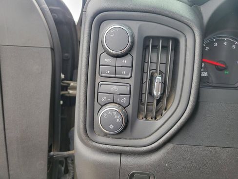 Used 2023 Chevrolet Silverado 1500 Custom Trail Boss image 11